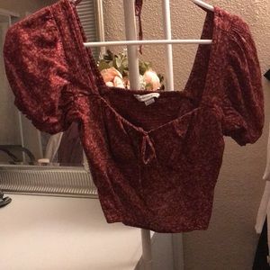 NWOT American Eagle Ditsy Peasant Crop Top